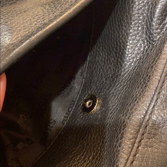 Michael Kors leather crossbody purse - Picture 5 of 8